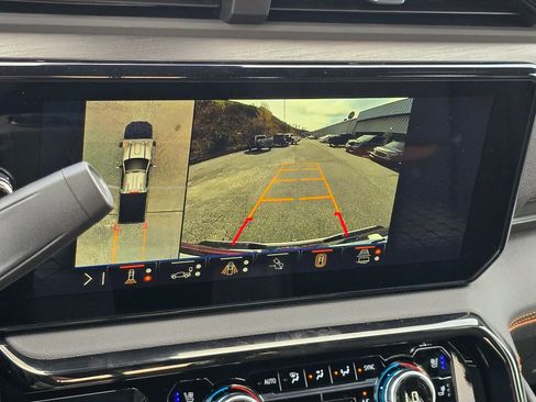 New 2026 GMC Sierra 2500 AT4 w/ AT4 Premium Plus Package image 10