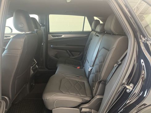 New 2026 Volkswagen Atlas Cross Sport SE AWD/4WD image 31