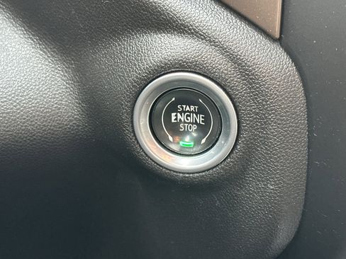 Used 2021 Chevrolet Silverado 1500 High Country w/ Technology Package image 23