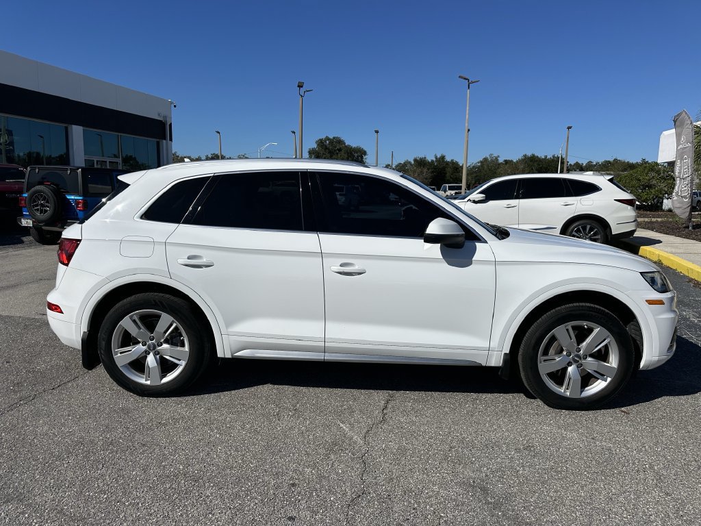 Used 2018 Audi Q5 2.0T Premium Plus w/ Premium Plus Package AWD/4WD image 4