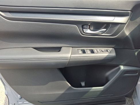 Used 2024 Honda CR-V LX image 12