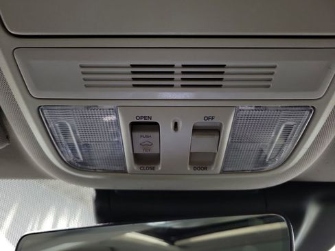 Used 2019 Honda Accord EX-L image 21