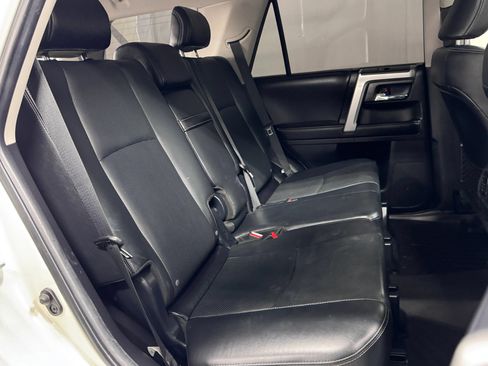 Used 2016 Toyota 4Runner Limited w/ Convenience Package AWD/4WD image 19