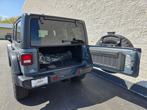 Used 2025 Jeep Wrangler Unlimited Sport S 4xe AWD/4WD image 36