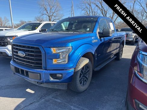 Used 2017 Ford F150 XLT w/ Equipment Group 302A Luxury image 4