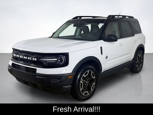 Certified 2023 Ford Bronco Sport Outer Banks w/ Tech Package AWD/4WD image 7
