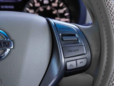 Used 2014 Nissan Altima 2.5 S image 22