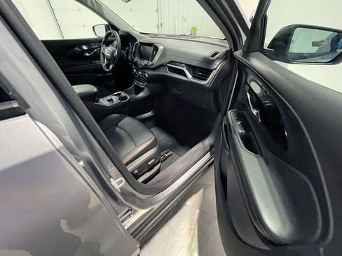 Used 2024 GMC Terrain AT4 AWD/4WD image 23