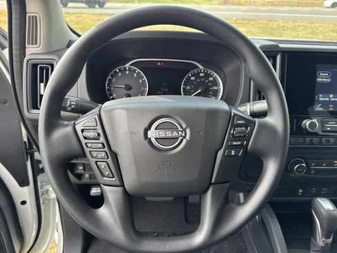 Used 2025 Nissan Frontier S w/ S Utility Package image 17