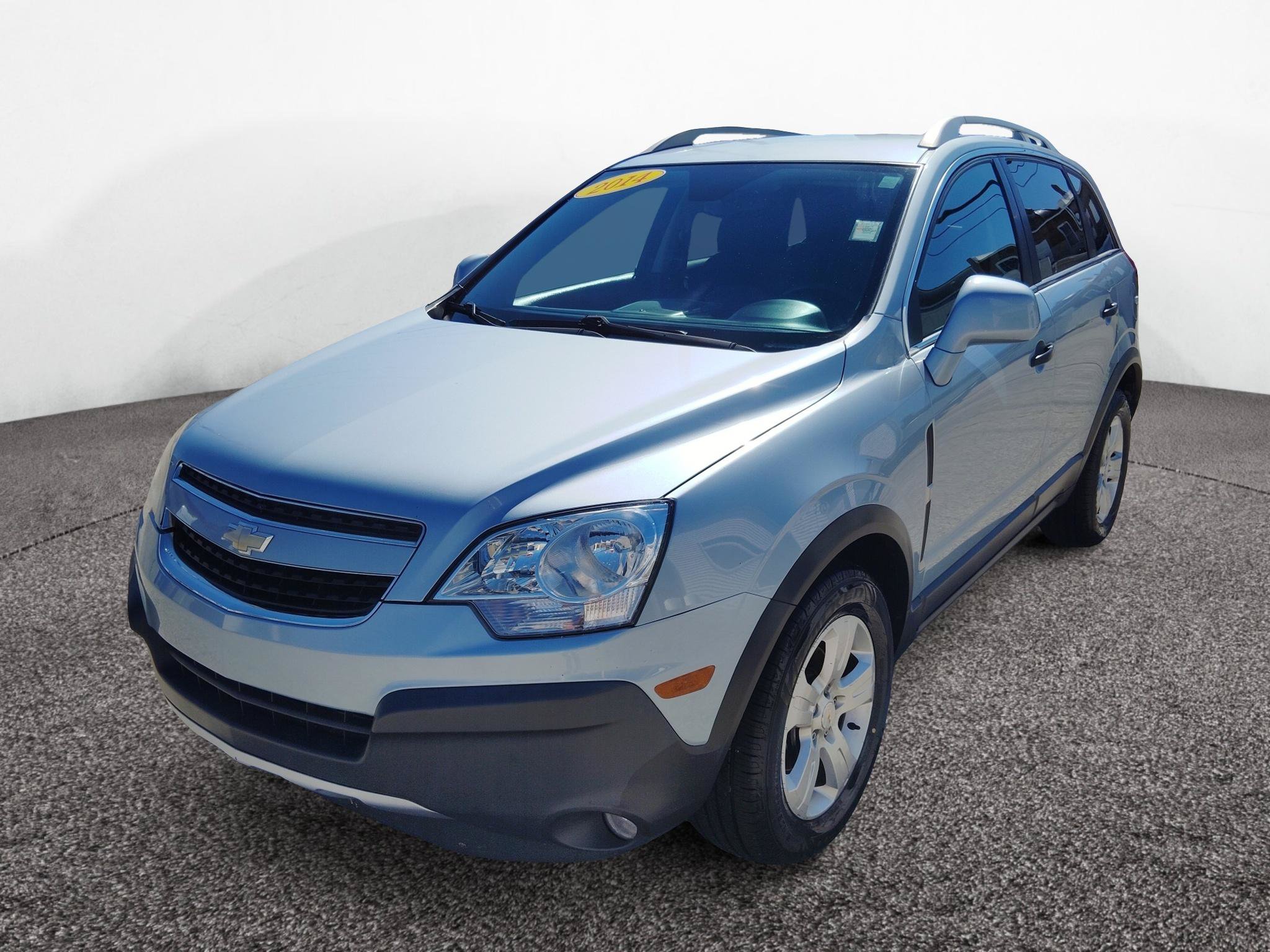 Used 2014 Chevrolet Captiva Sport LS FWD image 3