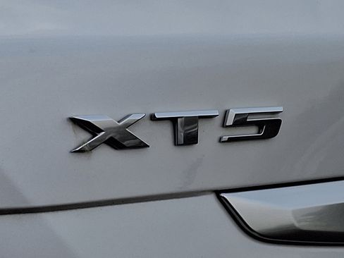 Used 2020 Cadillac XT5 Premium Luxury image 30