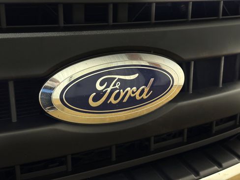 Used 2020 Ford F250 XL w/ Power Equipment Group image 48