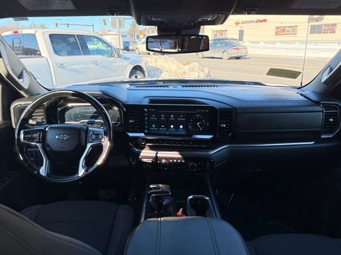 Used 2024 Chevrolet Silverado 1500 RST image 18