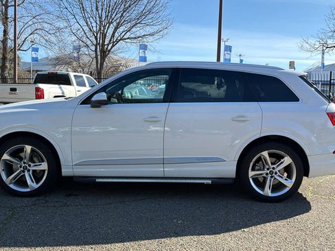 Used 2019 Audi Q7 3.0T Prestige image 8