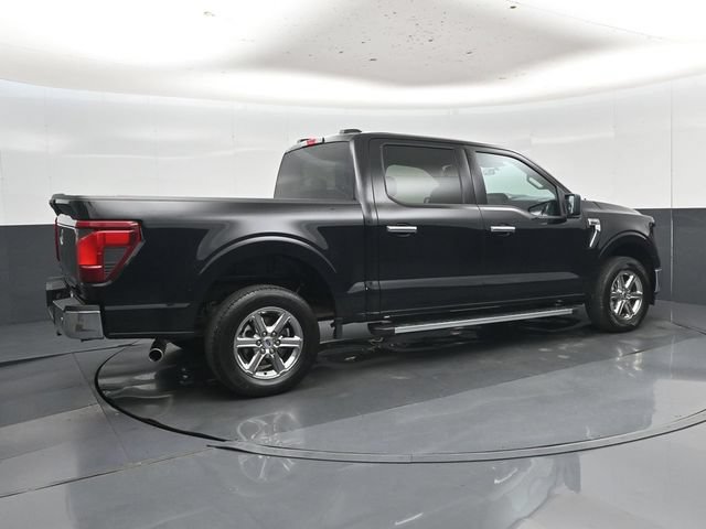 Used 2025 Ford F150 XLT w/ Equipment Group 301A Standard RWD image 3