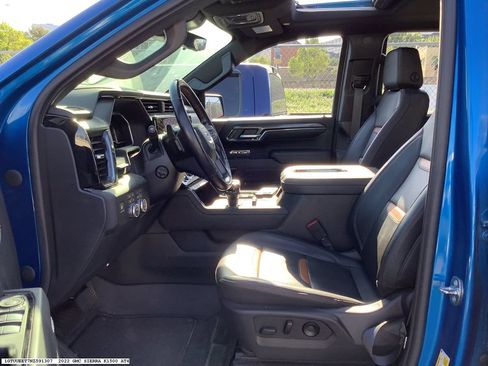 Used 2022 GMC Sierra 1500 AT4 w/ AT4 Premium Package AWD/4WD image 8