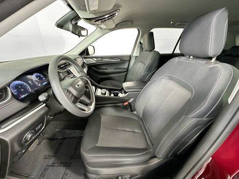 Used 2023 Jeep Grand Cherokee Laredo w/ Trailer Tow Prep Group (B) image 19