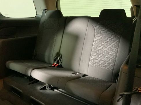 Used 2016 GMC Acadia SLE FWD image 26