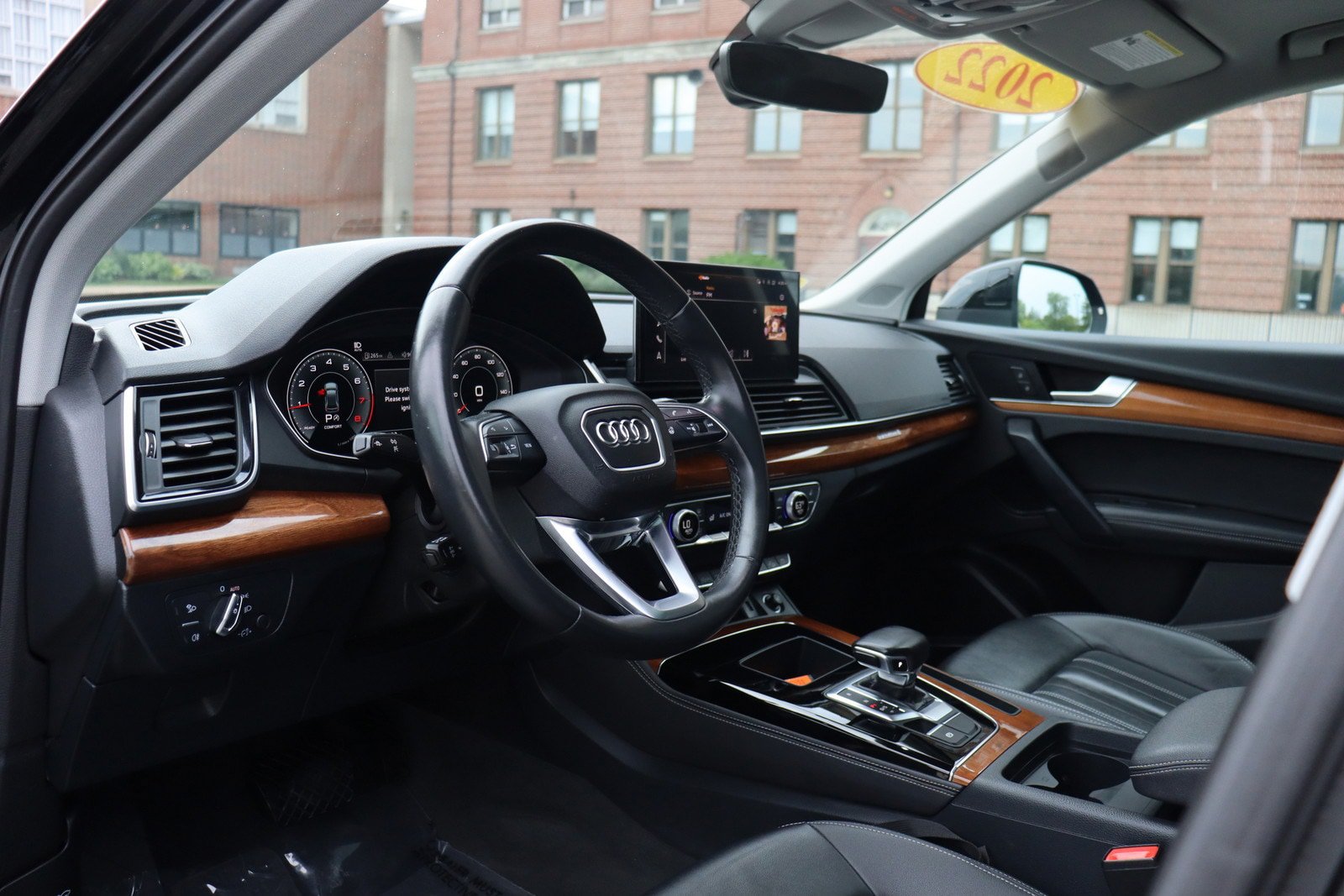 Used 2023 Audi Q5 2.0T Premium Plus AWD/4WD image 12