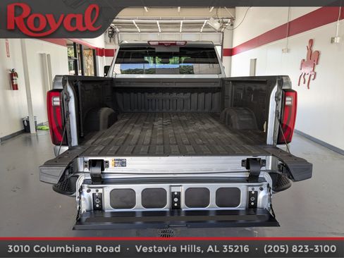 Used 2024 GMC Sierra 2500 Denali w/ Denali Reserve Package AWD/4WD image 12