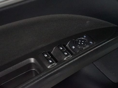 Used 2020 Ford Fusion SE FWD image 31