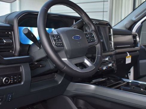 New 2025 Ford F350 Lariat w/ Lariat Ultimate Package image 15