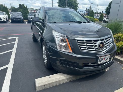 Used 2015 Cadillac SRX Luxury w/ Driver Awareness Package AWD/4WD image 2