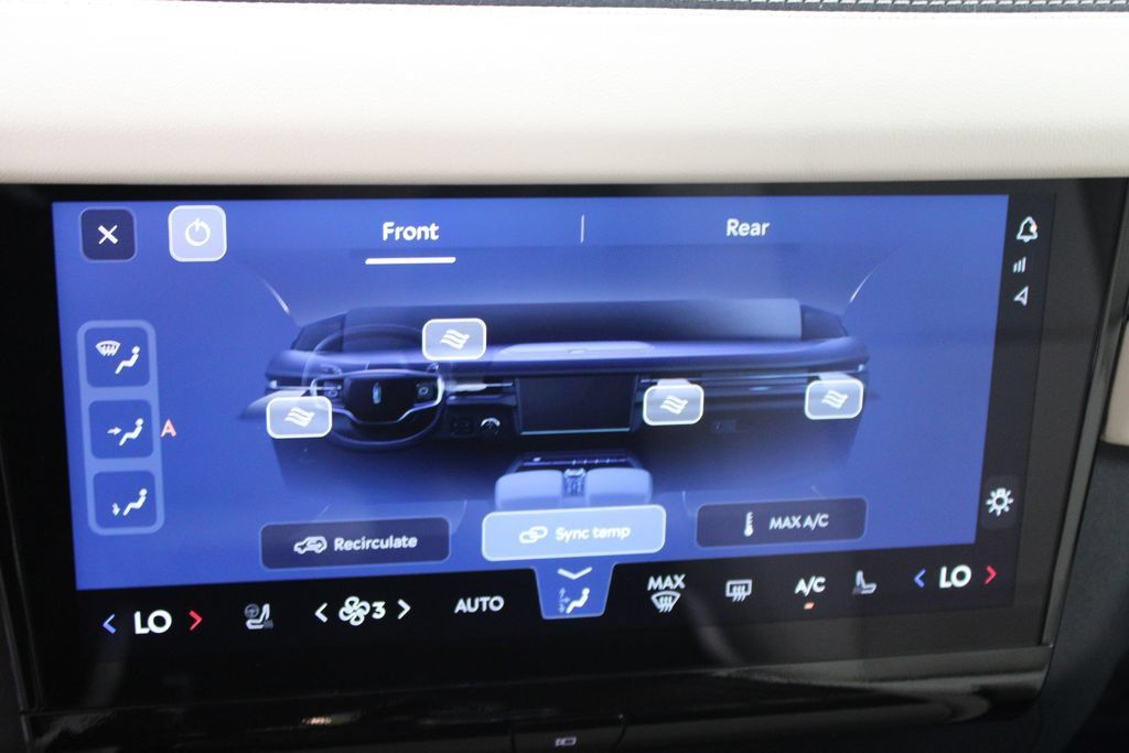New 2027 Lincoln Navigator Premiere RWD image 52