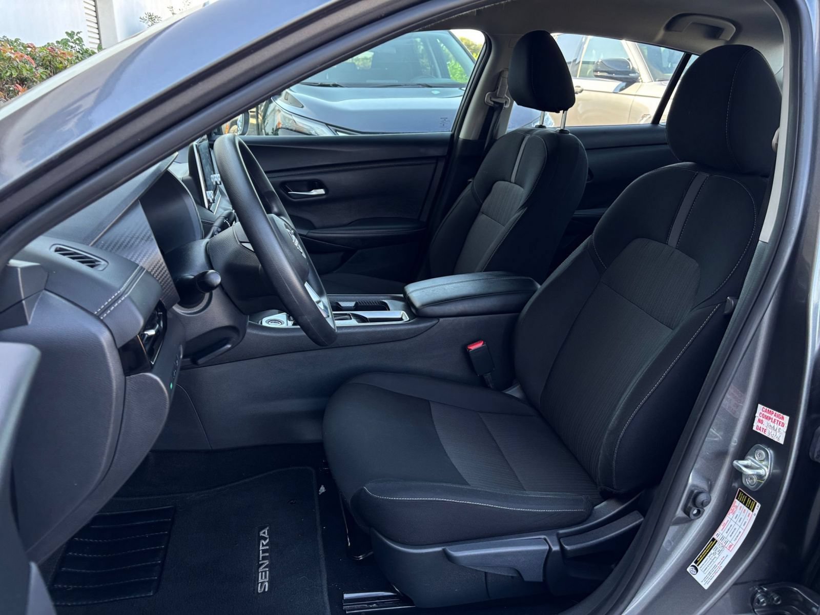 Used 2025 Nissan Sentra SV FWD image 34