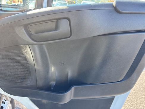 Used 2024 RAM ProMaster 2500 image 18