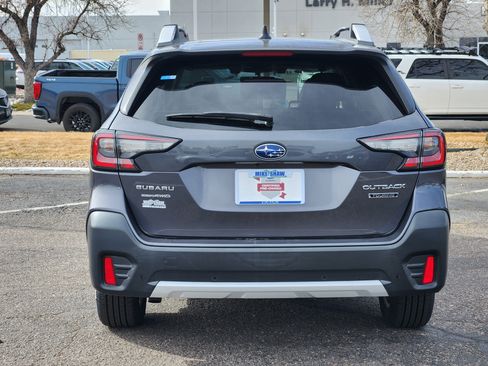 Certified 2022 Subaru Outback Touring image 6