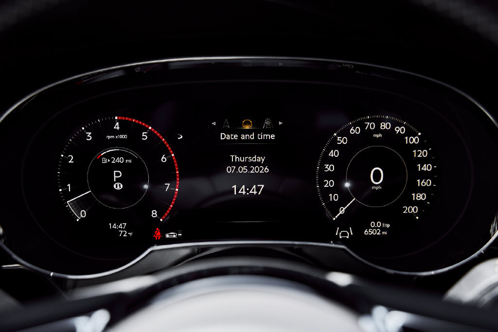 Used 2024 Bentley Bentayga AWD/4WD image 61
