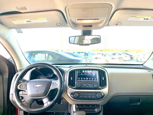 Used 2017 Chevrolet Colorado LT w/ LT Convenience Package image 15