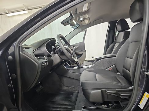 Certified 2023 Chevrolet Malibu LS image 18
