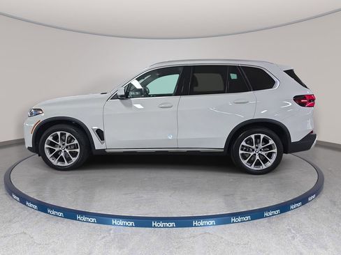 Used 2026 BMW X5 xDrive40i w/ Premium Package image 11