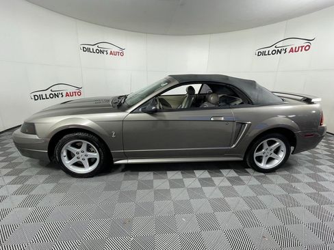 Used 2001 Ford Mustang Cobra image 3