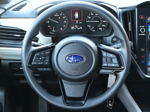 Certified 2025 Subaru Forester w/ Convenience Package #2 image 17