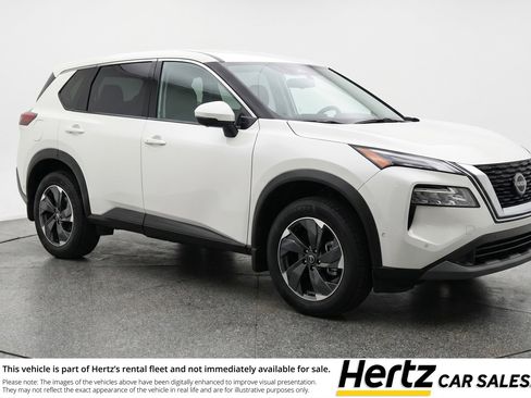 Used 2025 Nissan Rogue SV AWD/4WD image 1