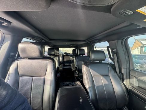 Used 2020 Ford Expedition Max XLT w/ Equipment Group 201A image 32