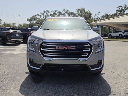 Used 2024 GMC Terrain SLT FWD image 8