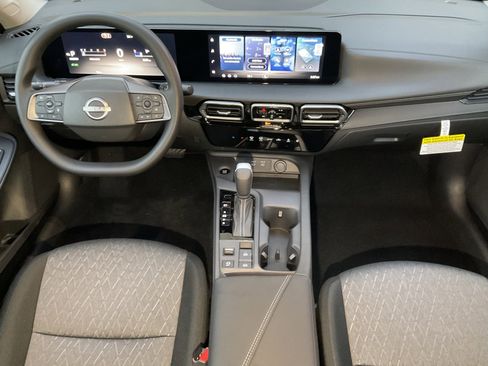 Used 2026 Nissan Sentra SV w/ Floor Mat Package image 21