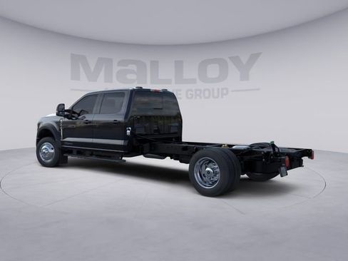 New 2026 Ford F450 4x4 Crew Cab Super Duty image 4