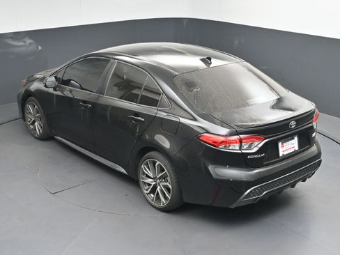 Used 2021 Toyota Corolla SE image 36
