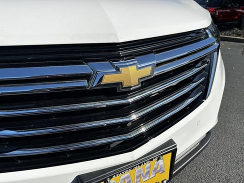 Used 2024 Chevrolet Equinox Premier AWD/4WD image 10