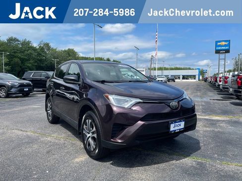 Used 2018 Toyota RAV4 LE w/ Carpet Mat Package AWD/4WD image 1