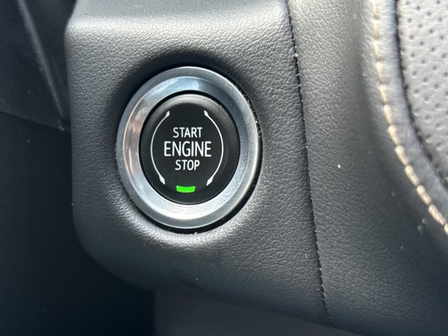 Used 2023 GMC Yukon SLT AWD/4WD image 29