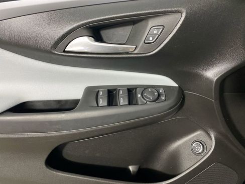 Certified 2024 Buick Envista Preferred w/ Convenience I Package image 13