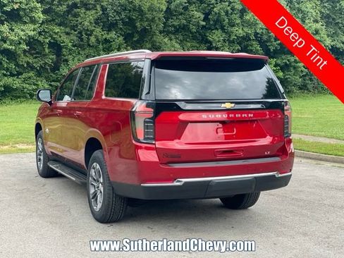 New 2026 Chevrolet Suburban LT w/ Comfort Package AWD/4WD image 5