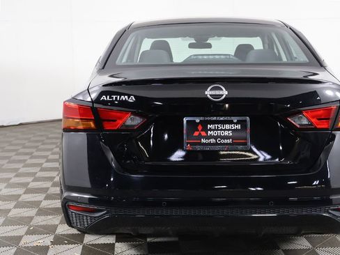 Used 2023 Nissan Altima 2.5 S FWD image 12