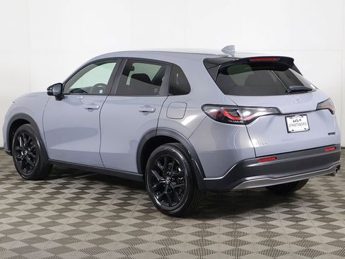 Used 2023 Honda HR-V Sport image 8